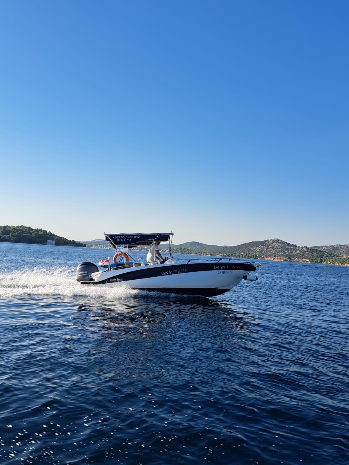 rent a boat sibenik Emanuela